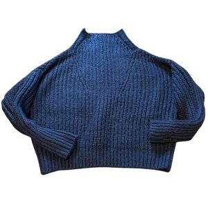 A57-Few Moda Navy blue wool blend sweater #winter